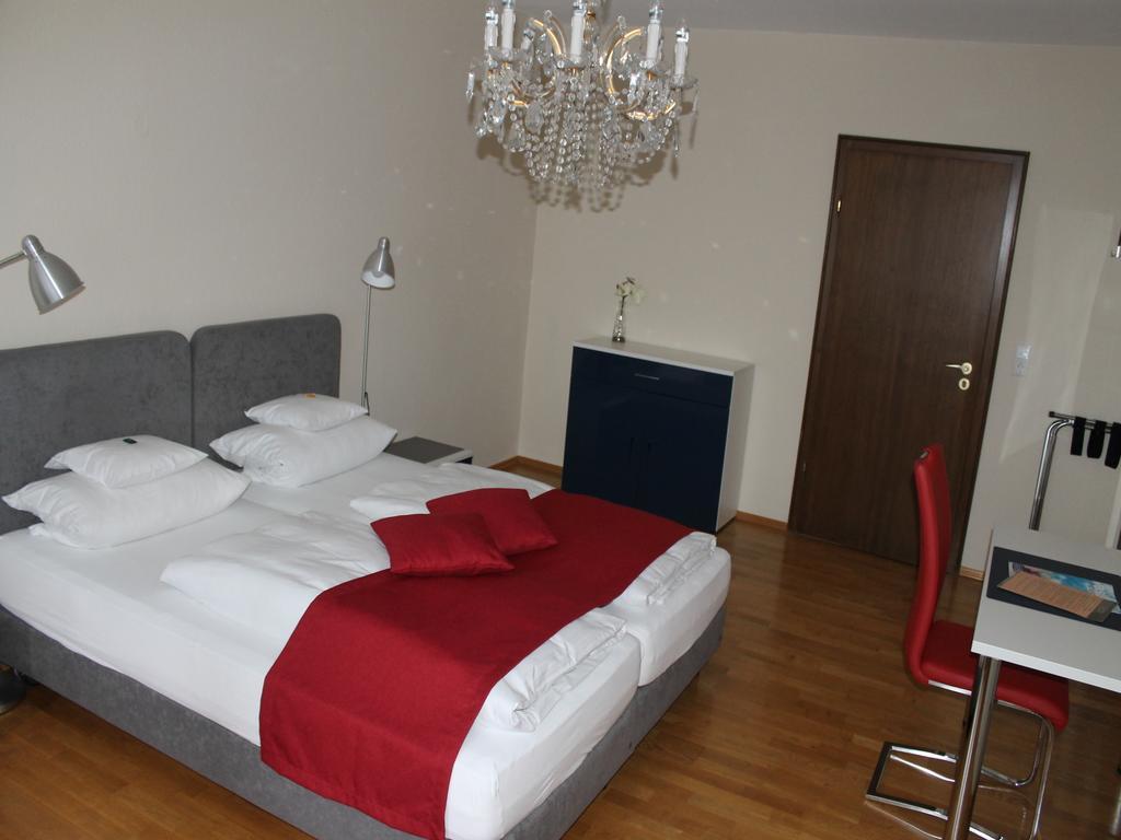 Hotel Garni Bellevue 바트푸징 객실 사진