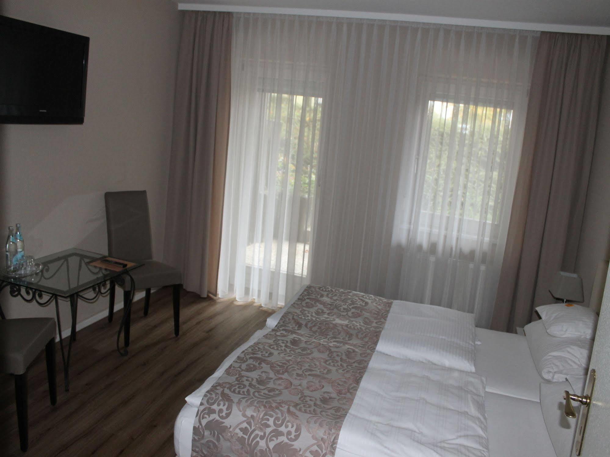 Hotel Garni Bellevue 바트푸징 외부 사진